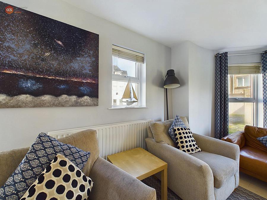 131 West Strand Avenue