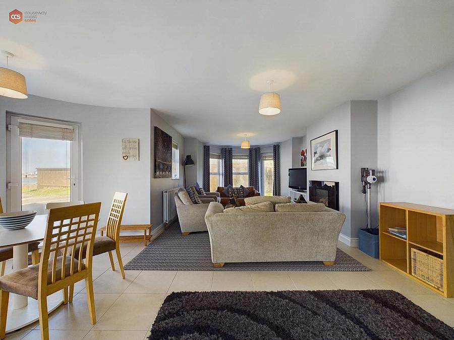 131 West Strand Avenue