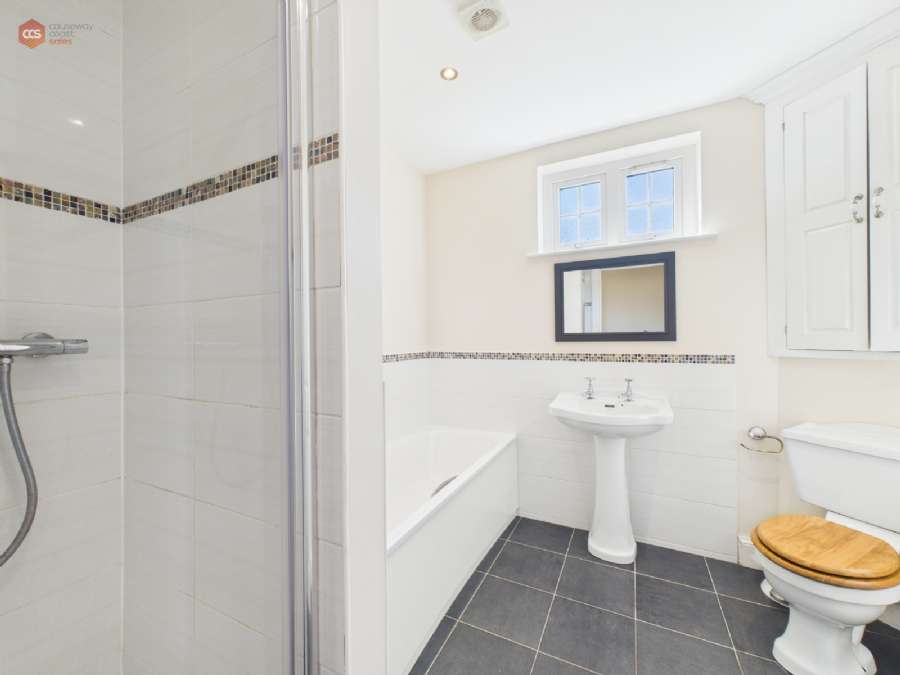 15 Ritchies Wood