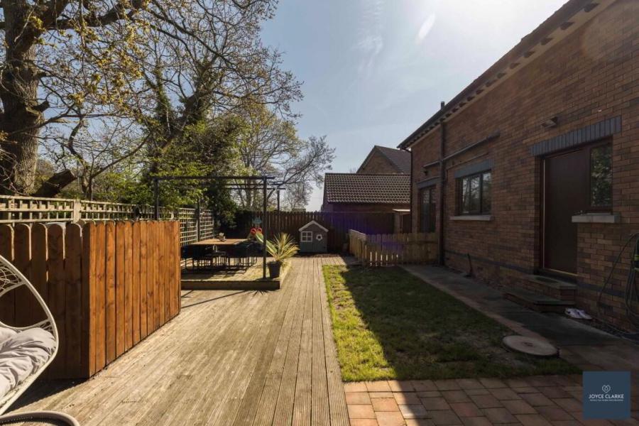 21 The Granary