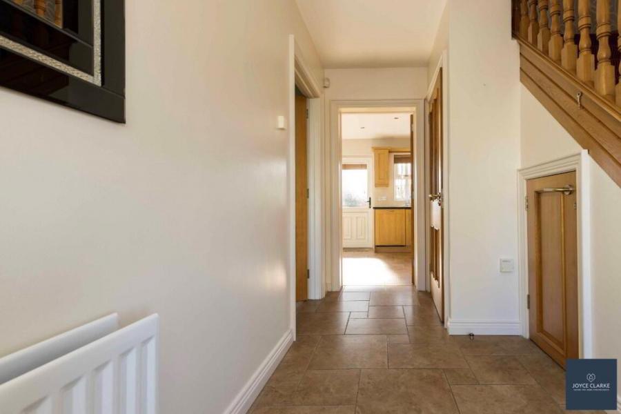 8 Taughrane Lodge