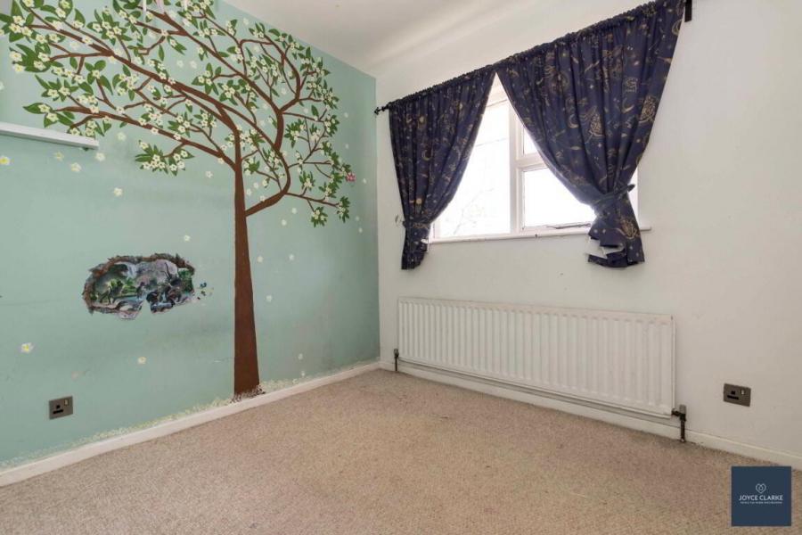 12 Crossnamuckley Road