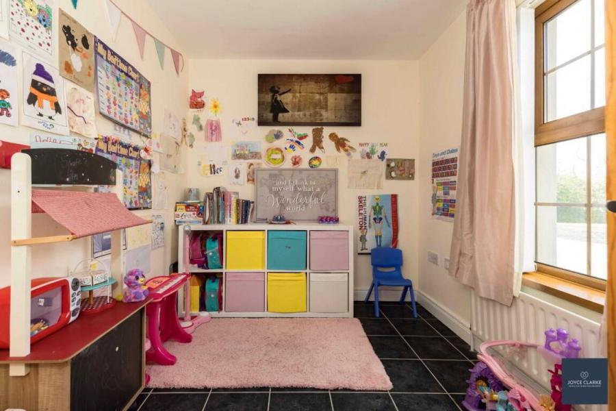 75 Gosford Road