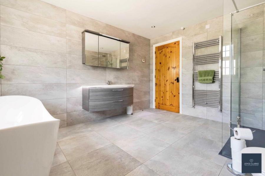 75 Gosford Road