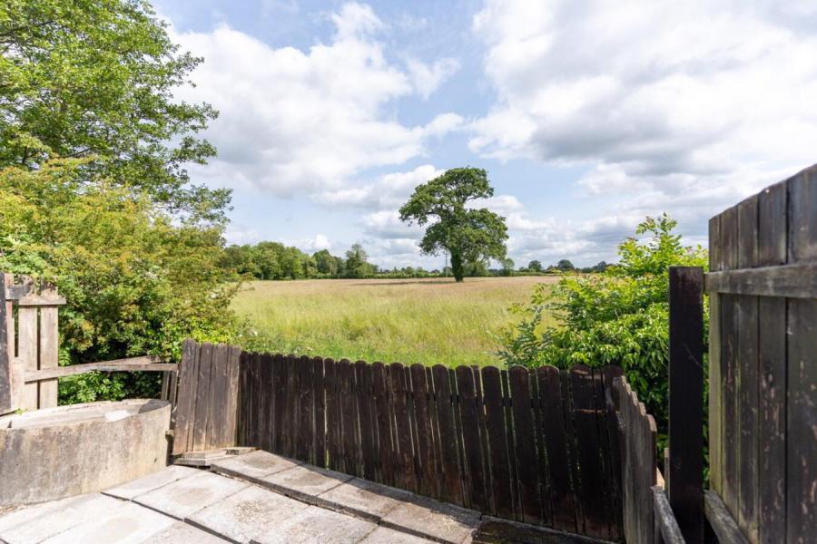 24 Birchdale Manor
