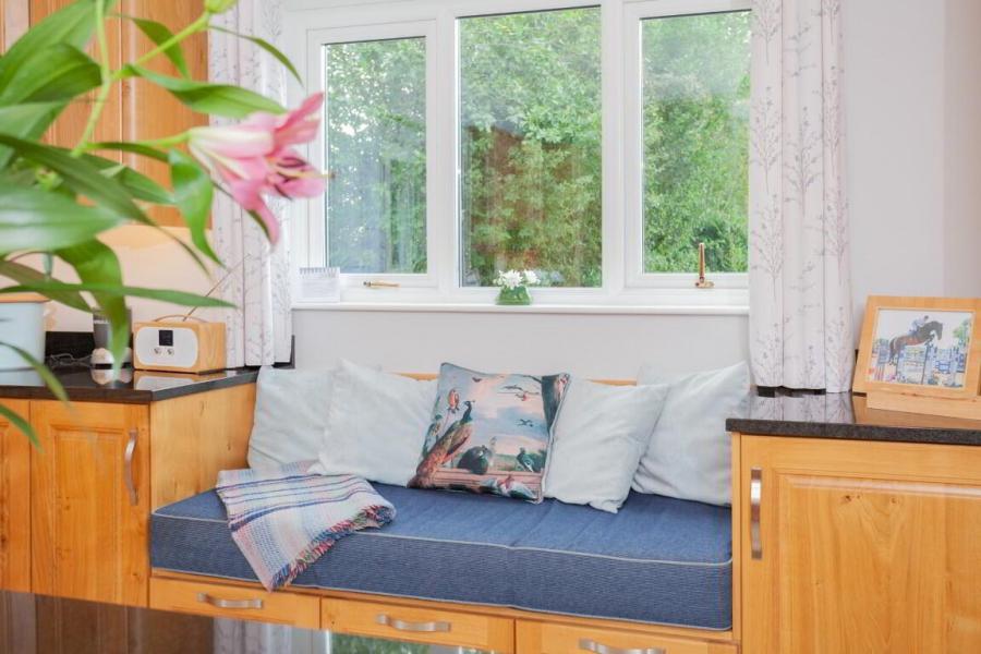 Old Oaks, 14b Moira Road