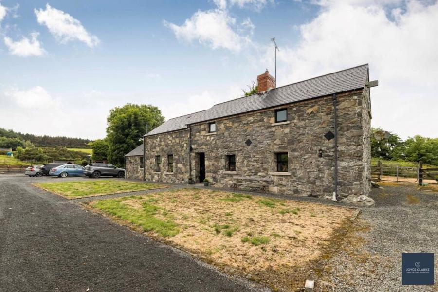 25b Magheralone Road