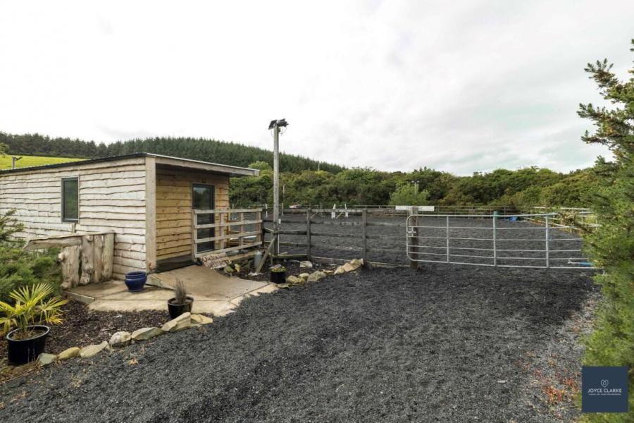 25b Magheralone Road