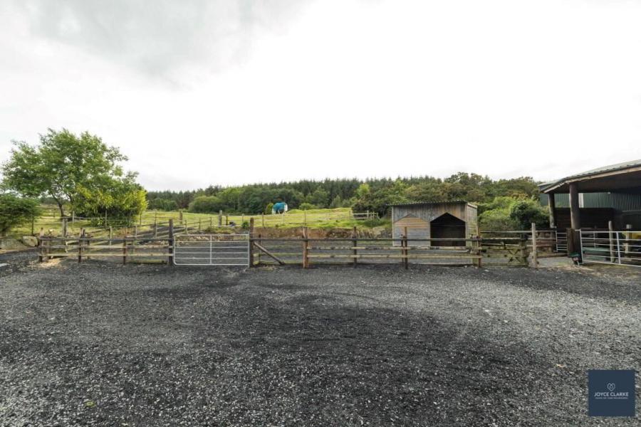 25b Magheralone Road