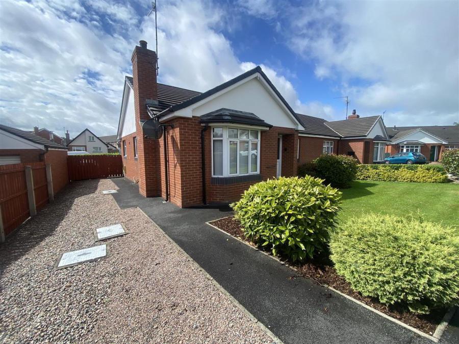4 Inglewood Manor