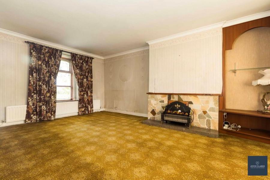 18 Lisburn Road