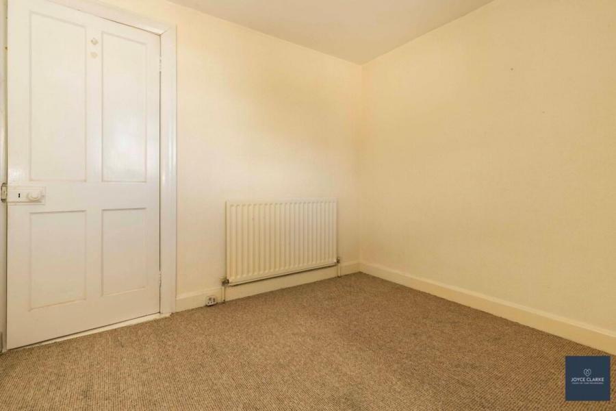 18 Lisburn Road