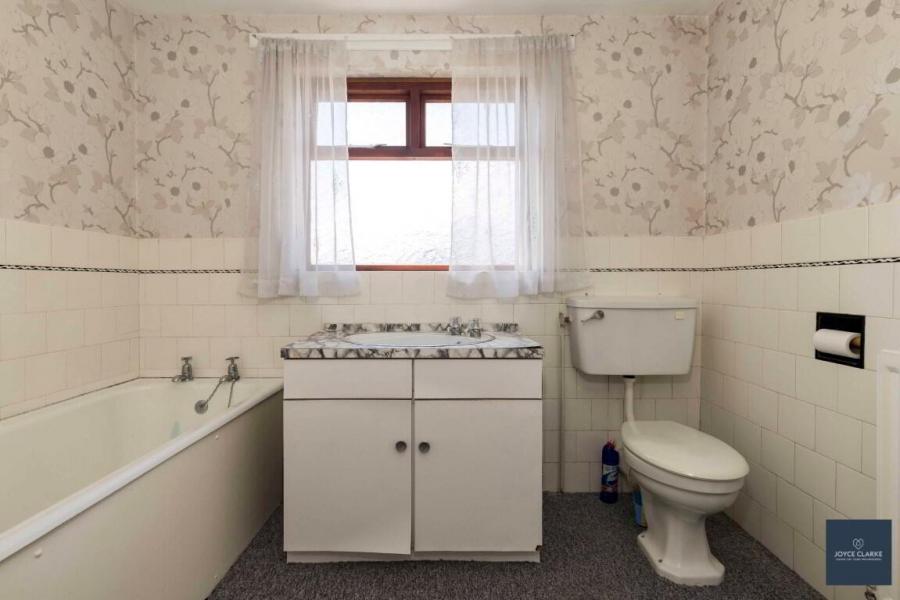 18 Lisburn Road