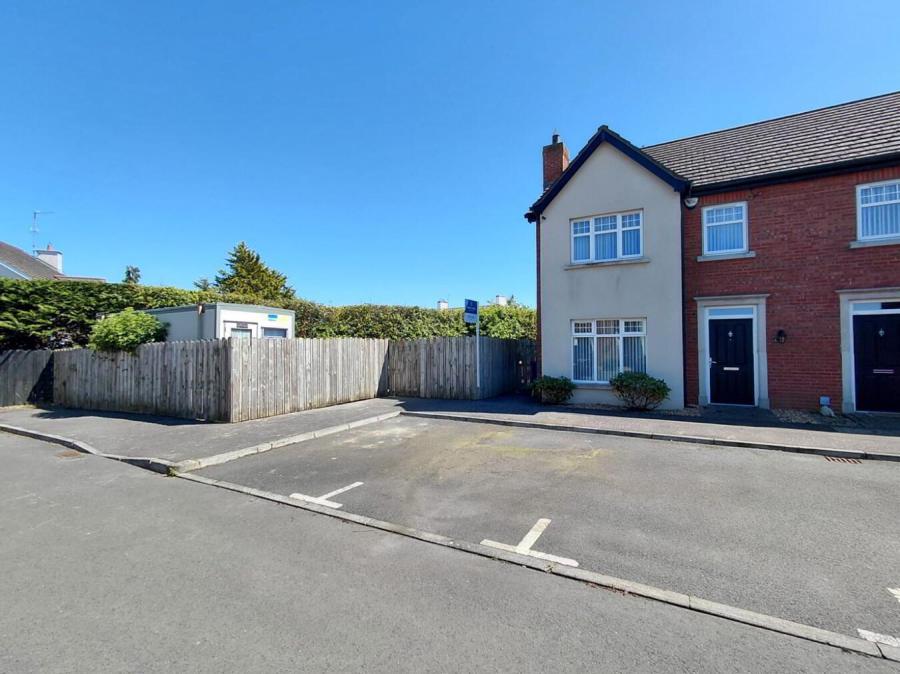 7 Beechfield Hall