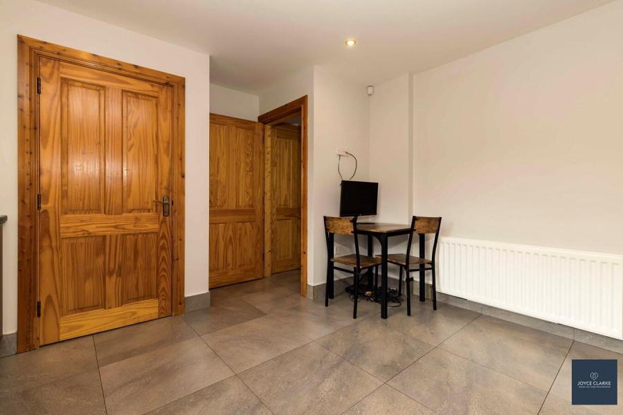 7 Beechfield Hall