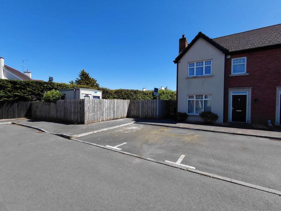 7 Beechfield Hall