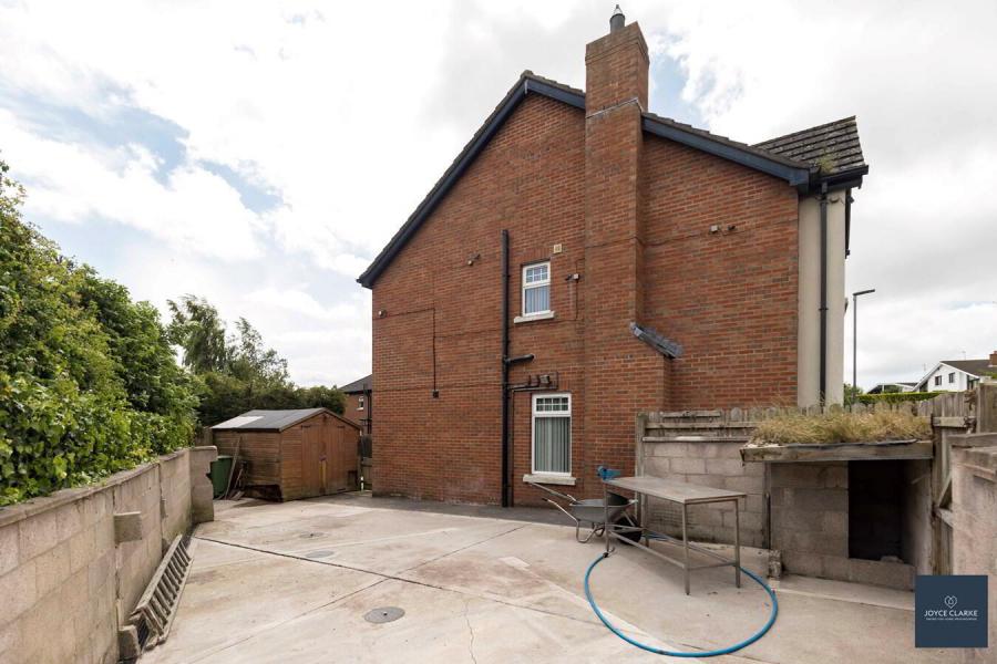 7 Beechfield Hall