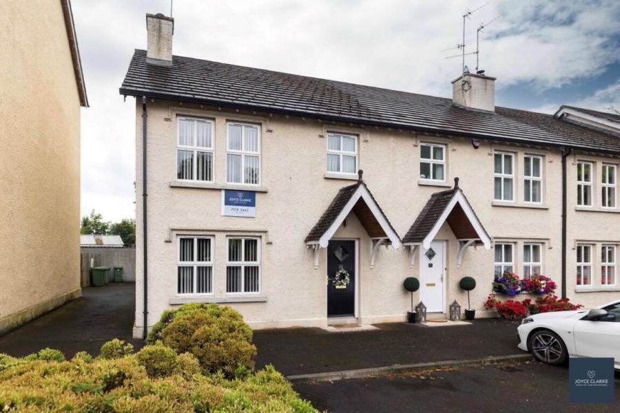 40 Strawhill Manor,donaghcloney, BT66 7GH