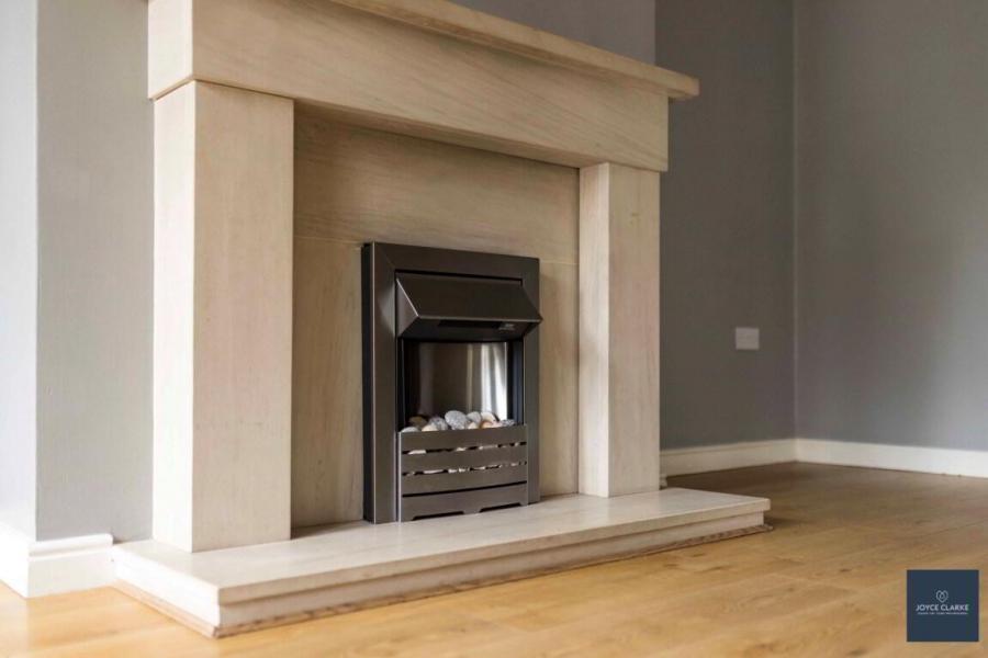 40 Strawhill Manor