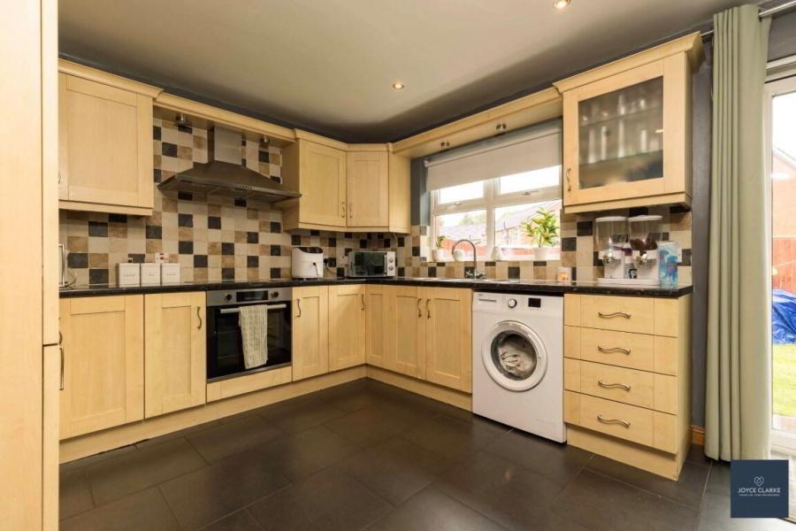 13 Bridgeford Meadows