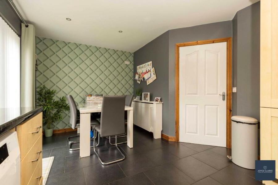 13 Bridgeford Meadows