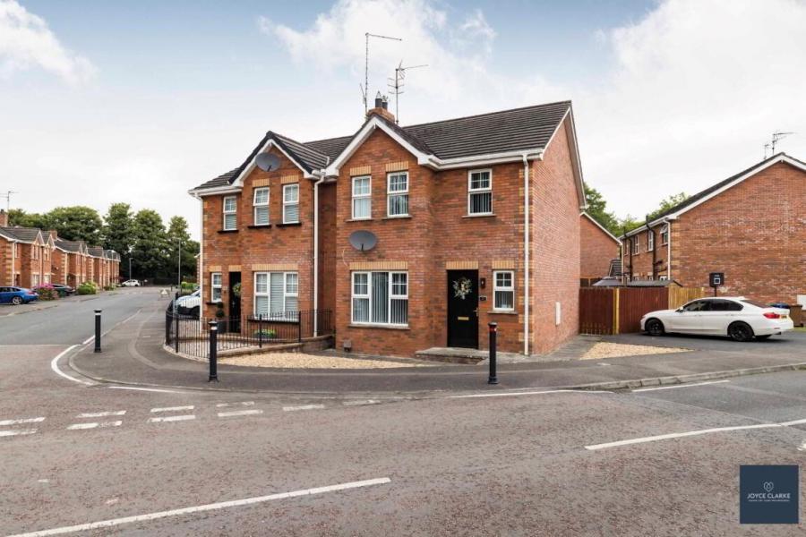 13 Bridgeford Meadows