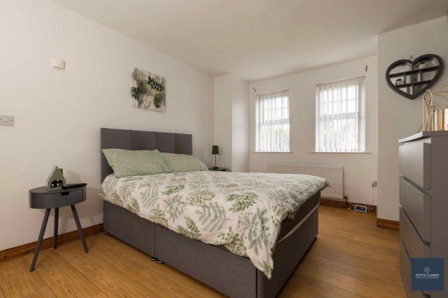 13 Bridgeford Meadows
