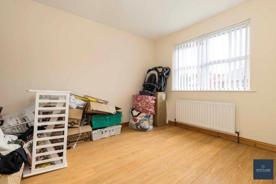 13 Bridgeford Meadows