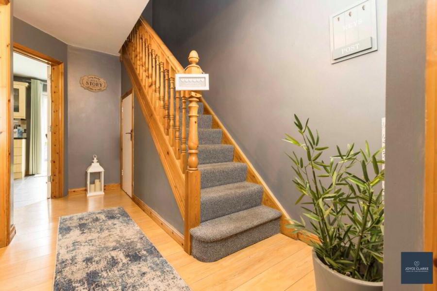 13 Bridgeford Meadows