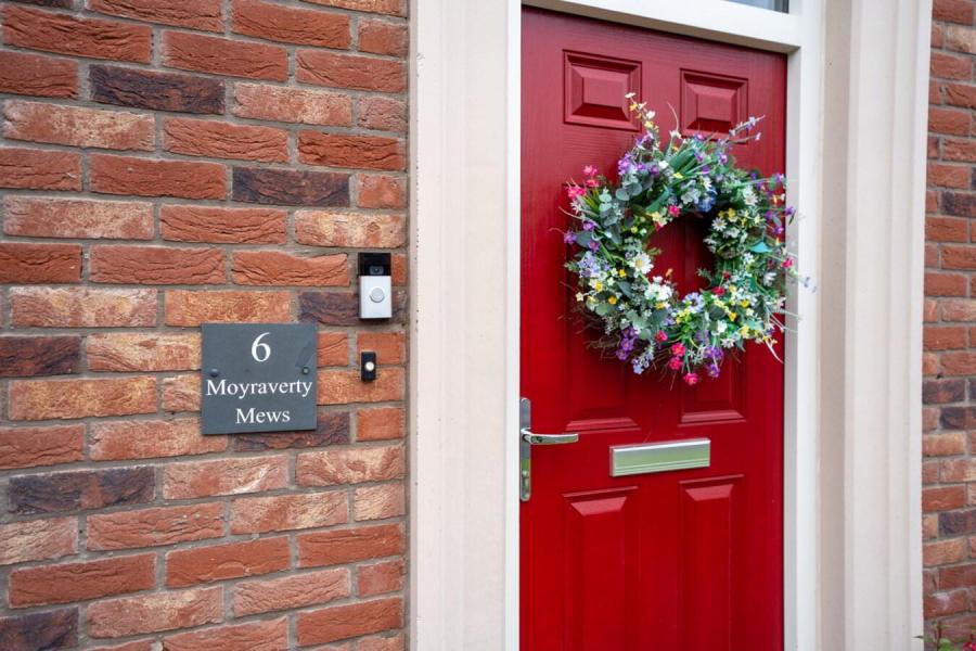 6 Moyraverty Mews