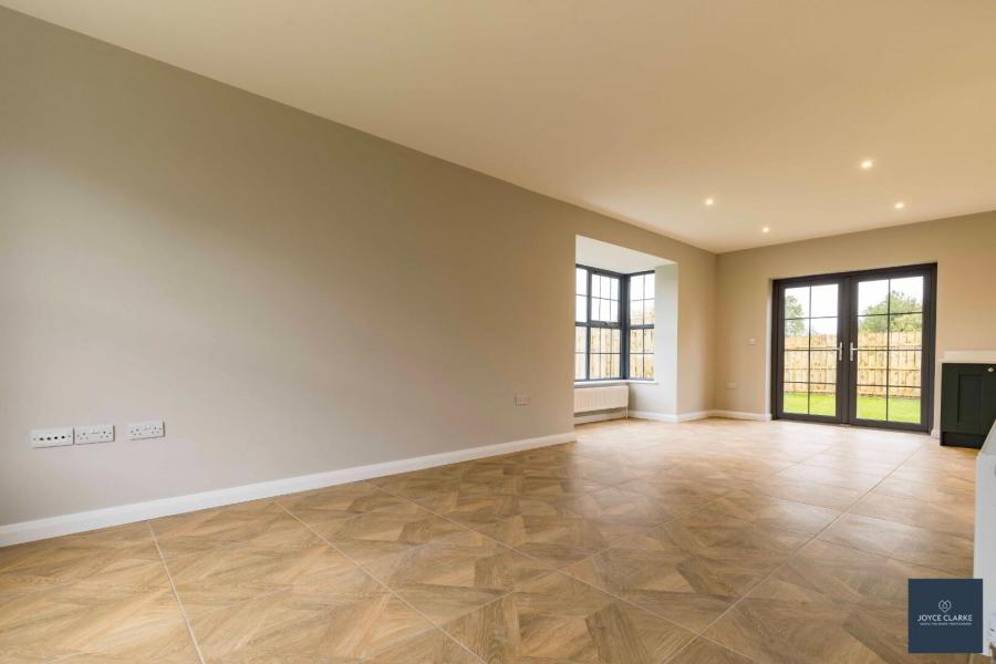 28, Brick, Rathview Hall