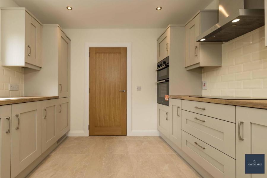 1, Clover Heights (includes Garden Room )