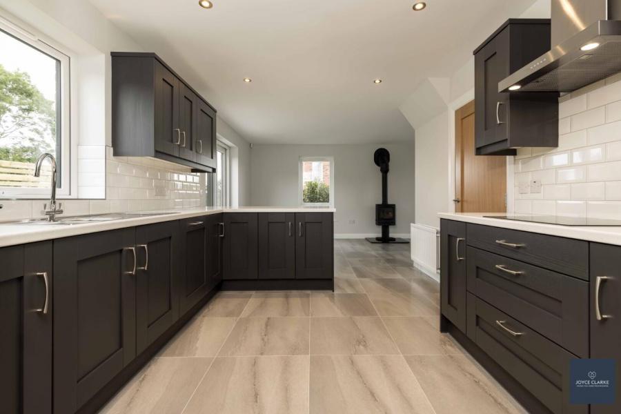 1, Clover Heights (includes Garden Room )