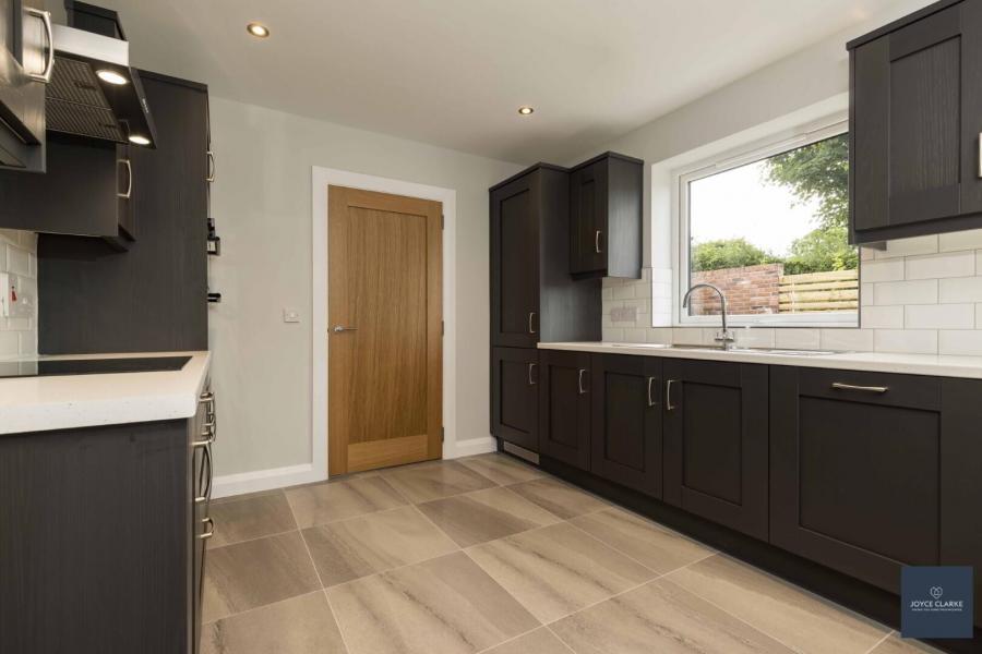 1, Clover Heights (includes Garden Room )