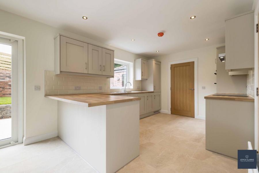 2, Clover Heights (includes Garden Room )