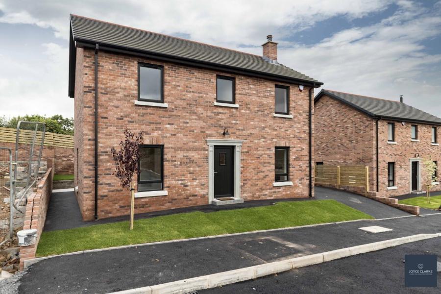 2, Clover Heights (includes Garden Room )