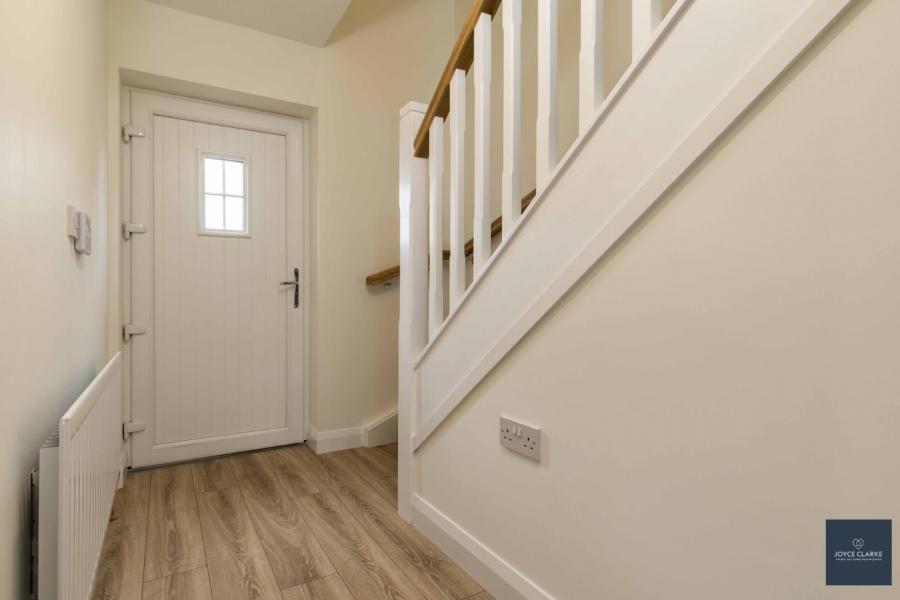 2, Clover Heights (includes Garden Room )