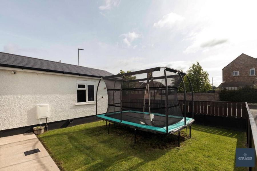 12 Ashgrove Road