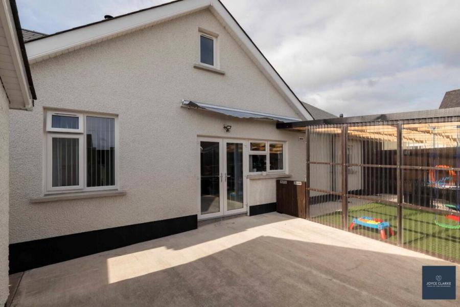 12 Ashgrove Road
