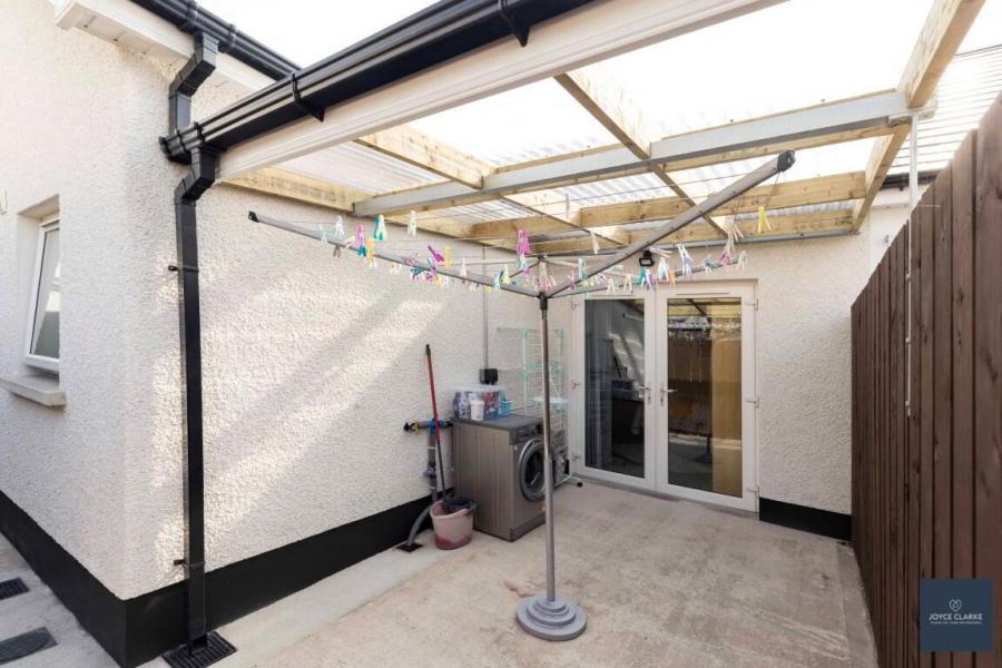 12 Ashgrove Road