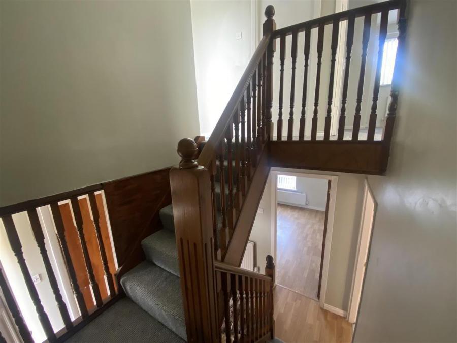 213 Parkmore