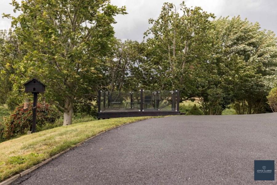 43 Huntingdale Lodge