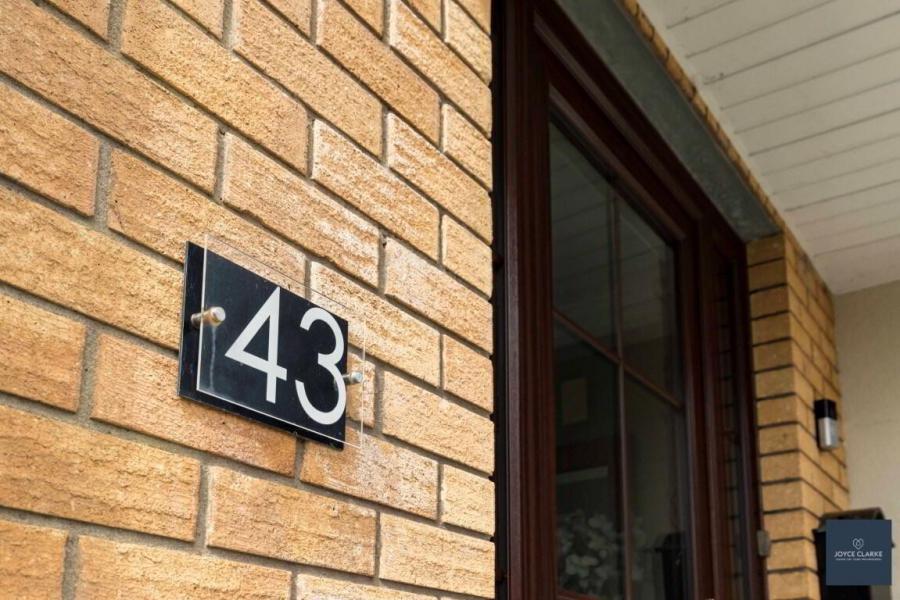 43 Huntingdale Lodge