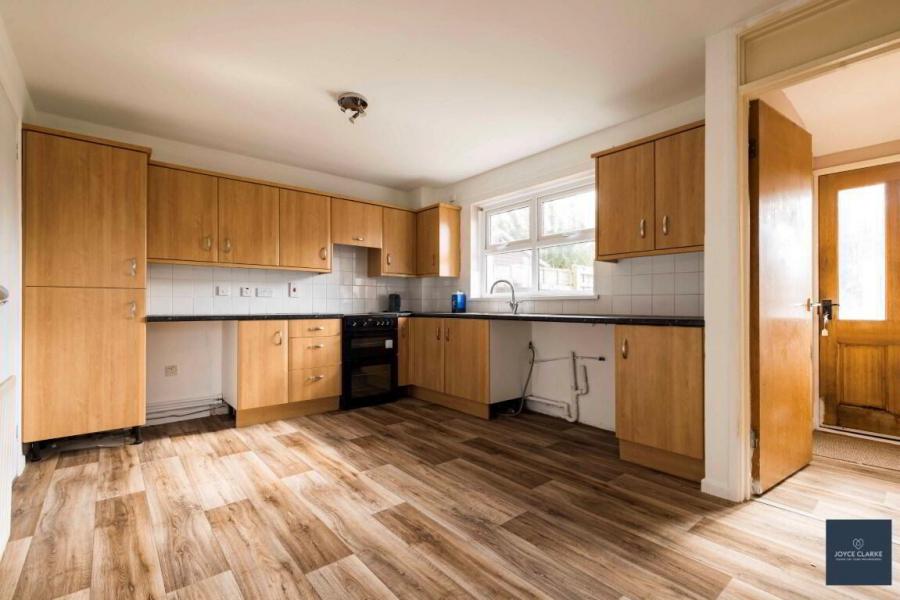 10 Bayview Park