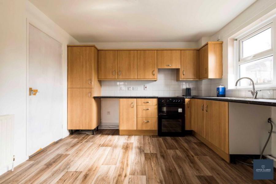 10 Bayview Park