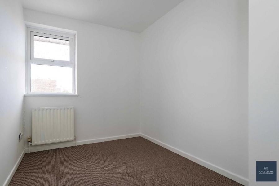 10 Bayview Park