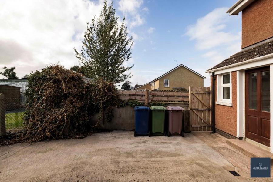 10 Bayview Park