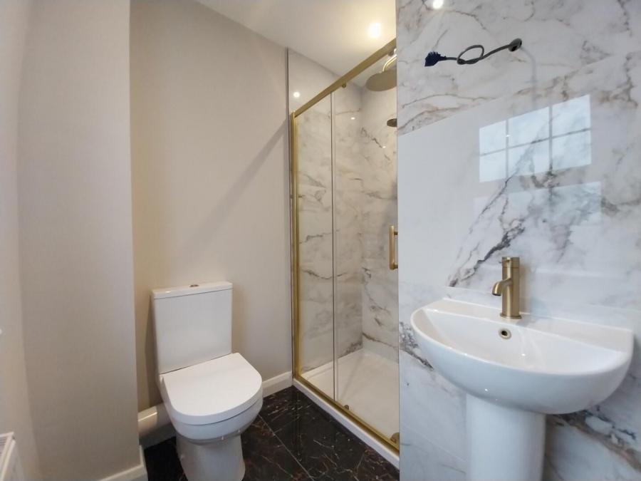 101, Brick, Dickson's Wood