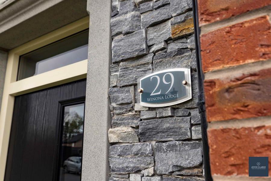 29 Winona Lodge