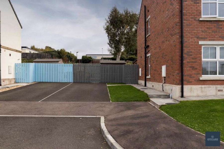 14 Parsons Gate